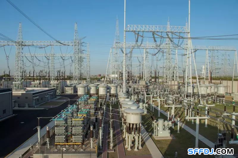 特高壓電網：直流電和交流電的和諧樂章